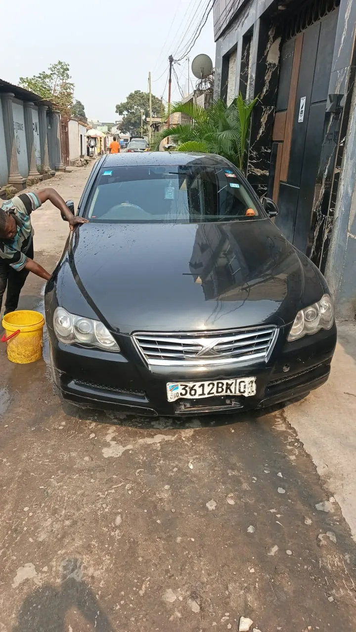 TOYOTA MARK X