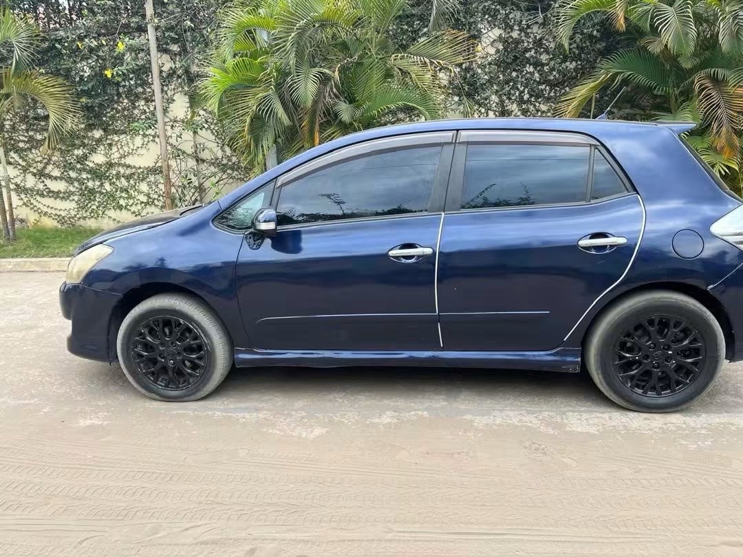 Toyota Blade