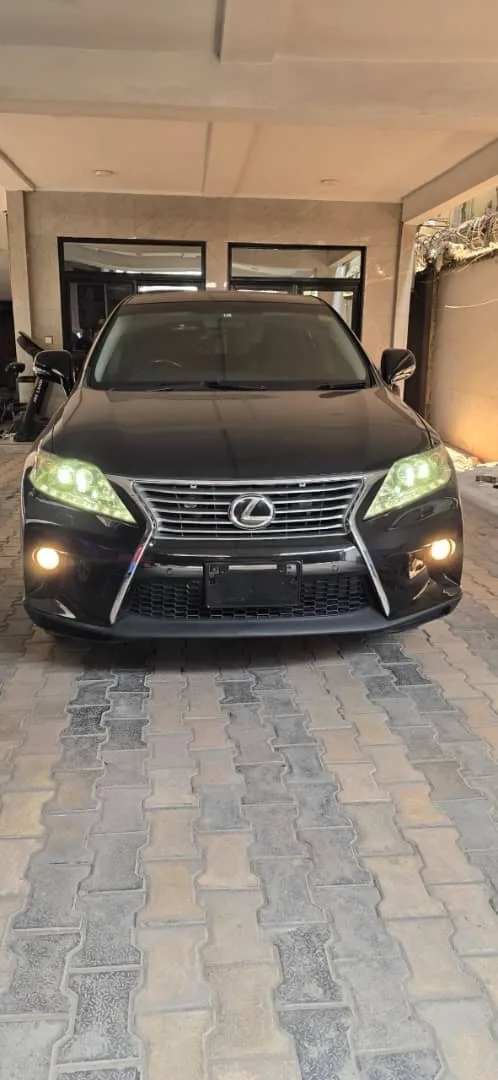 Lexus RX 270