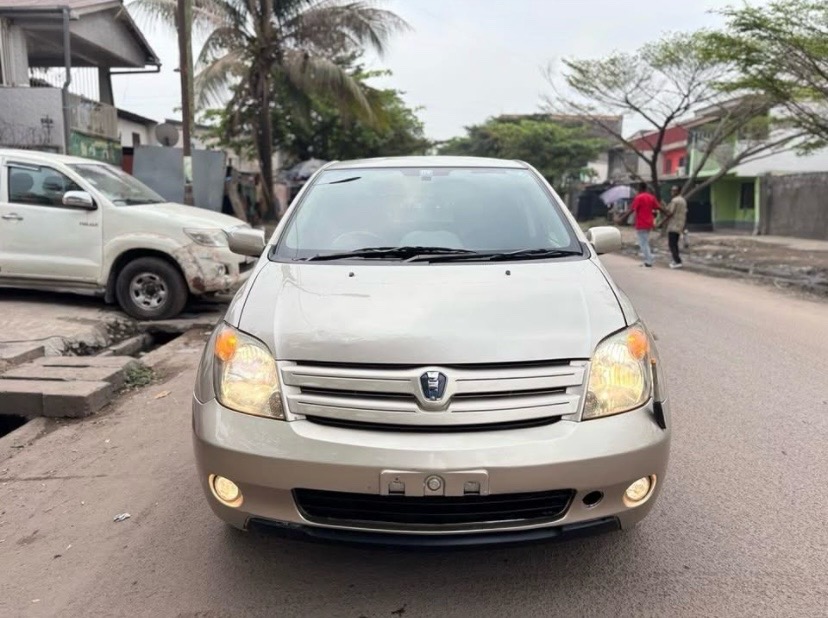 Toyota Ist