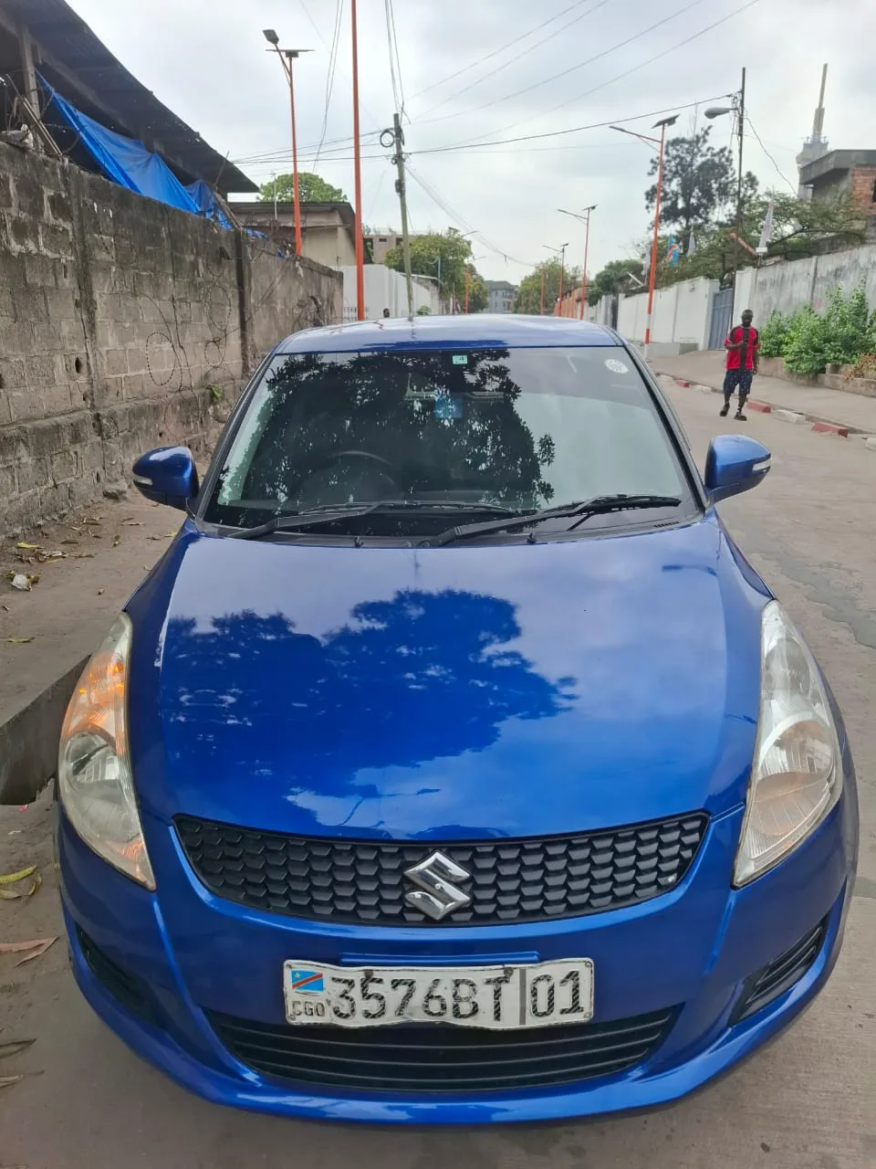 SUZUKI SWIFT