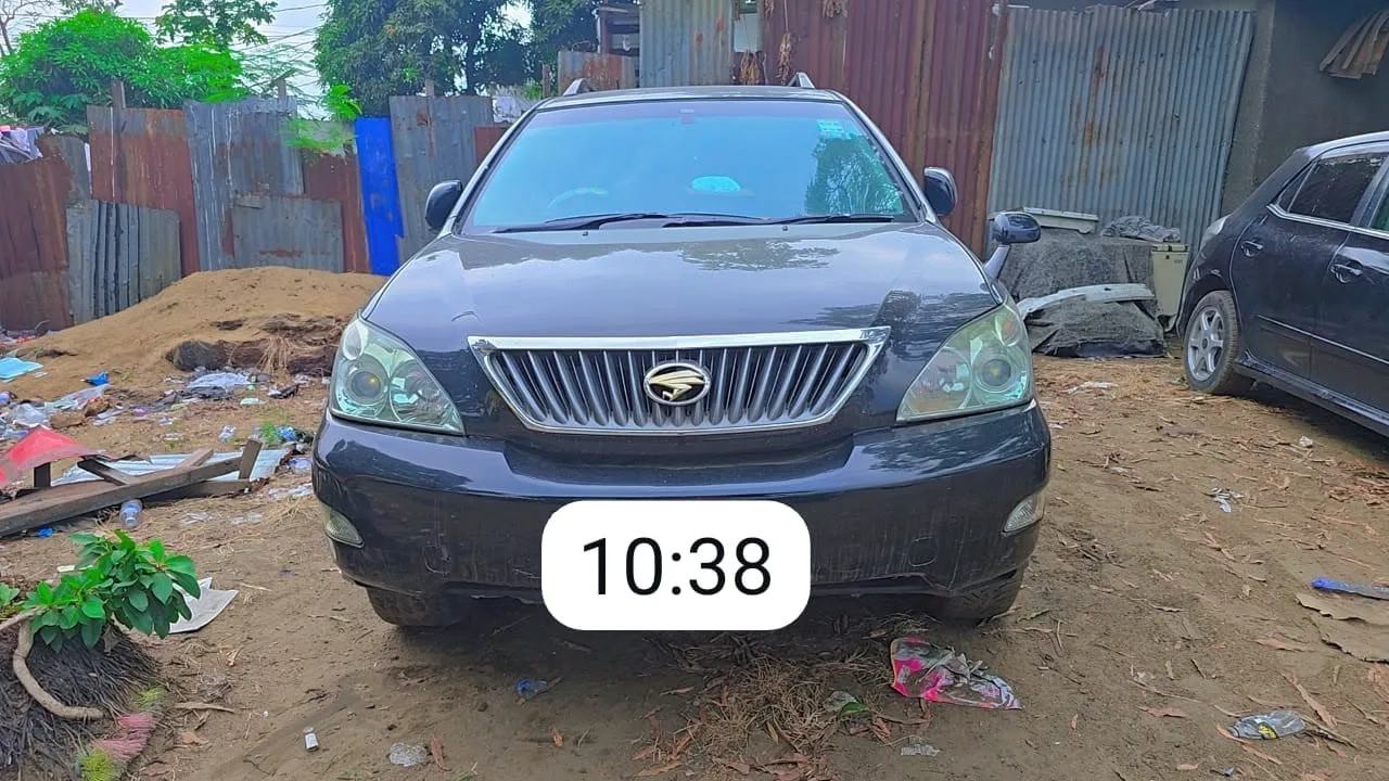 TOYOTA HARRIER