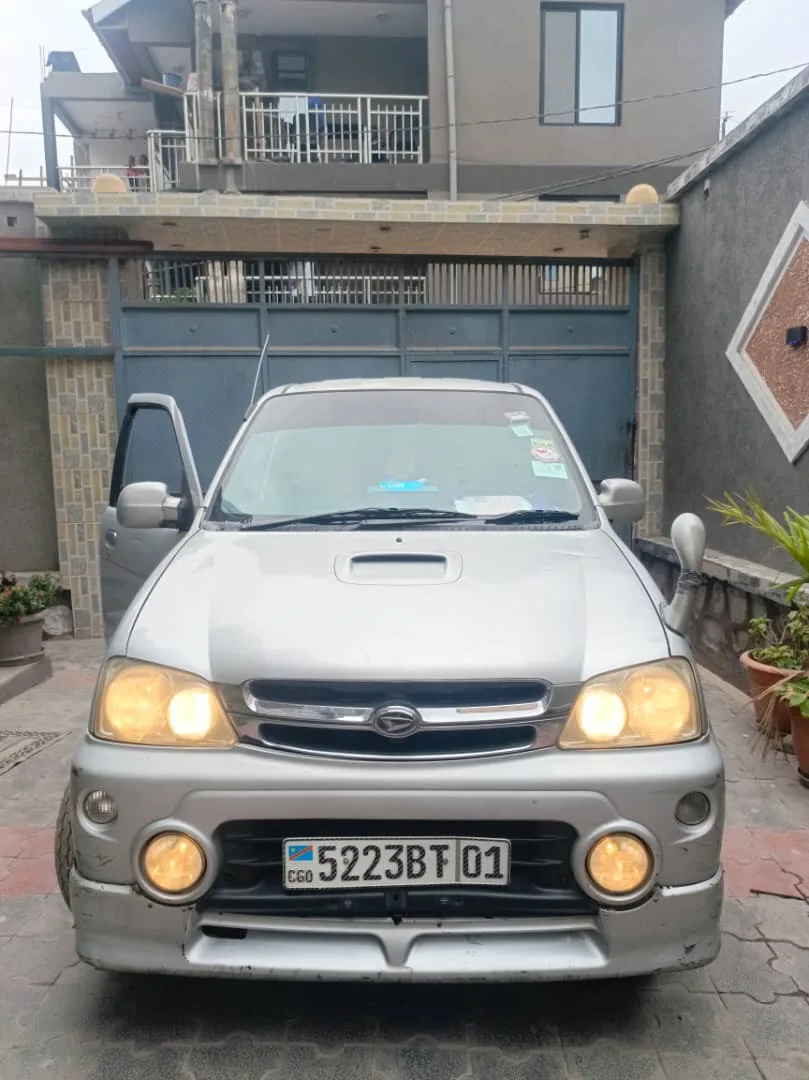 DAIHATSU TERIOS KID
