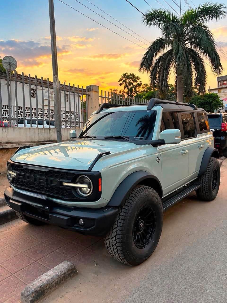 Ford Bronco