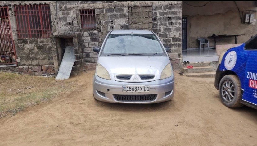 Mitsubishi colt