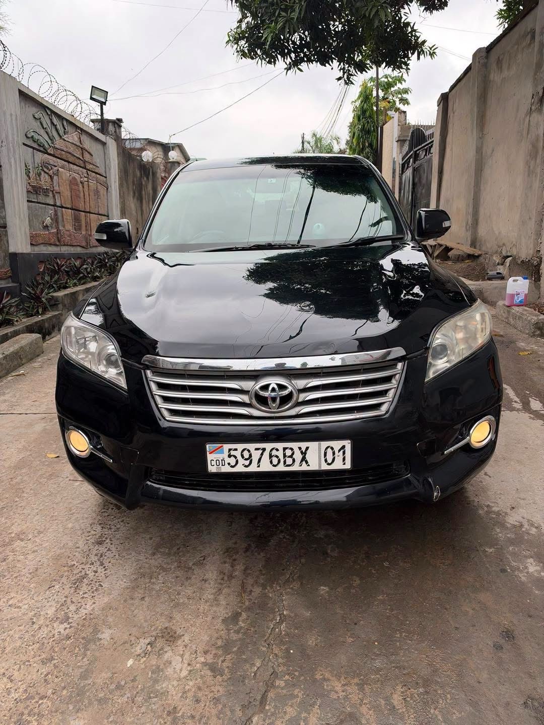 TOYOTA VANGUARD