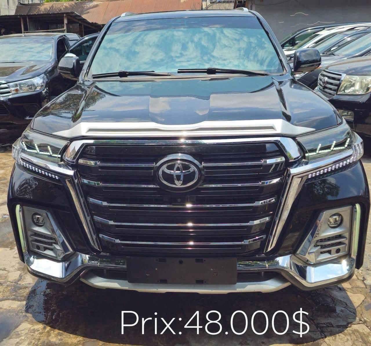 Toyota land cruiser VXR