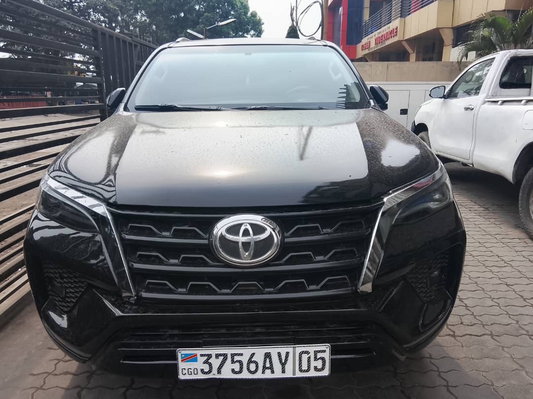 TOYOTA FORTUNER 2018 MODIFIEE 2021