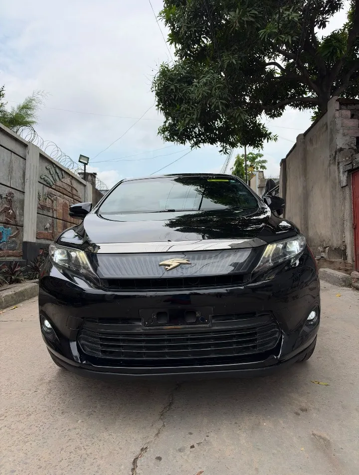 TOYOTA HARRIER 3