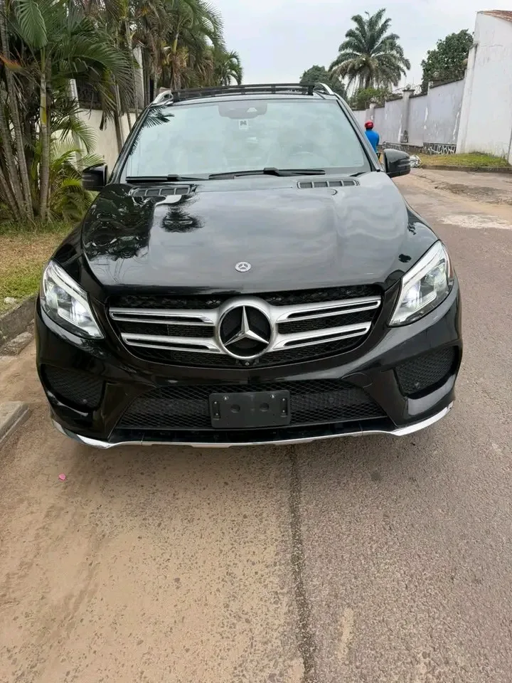 MERCEDES-BENZ GLE