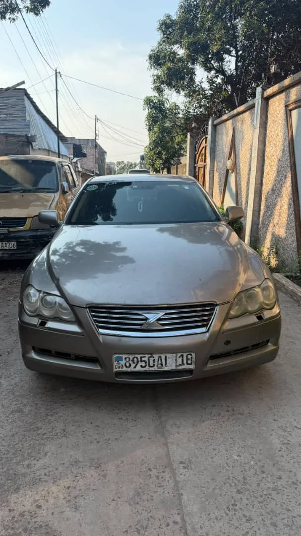 TOYOTA MARK X