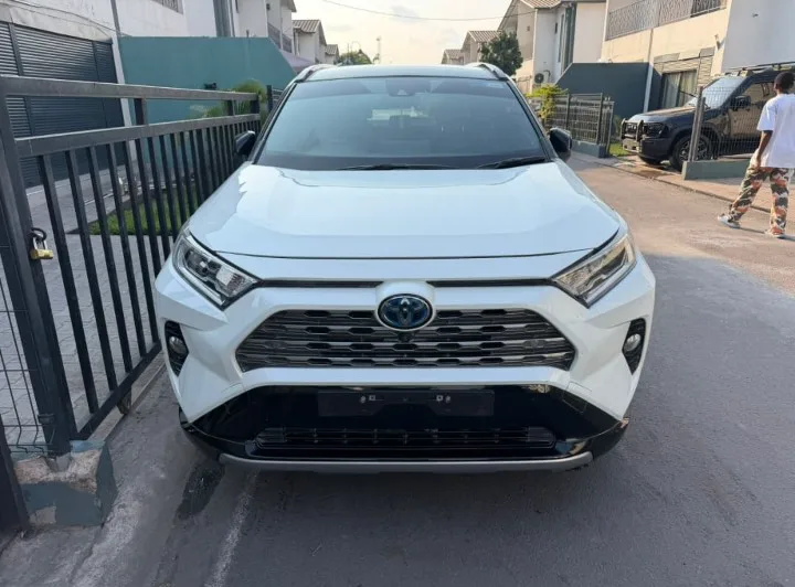 TOYOTA RAV4 HYBRID