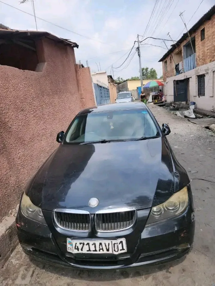 BMW SÉRIE 3