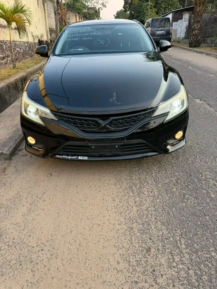 TOYOTA MARK X NOUVEAU