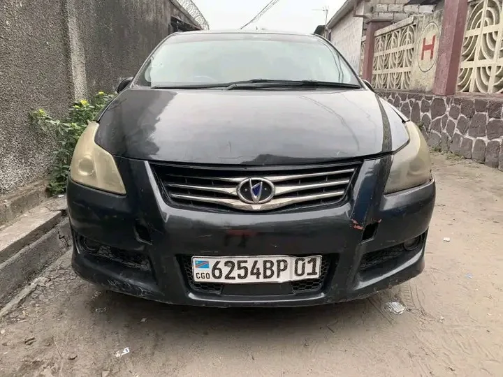 TOYOTA BLADE