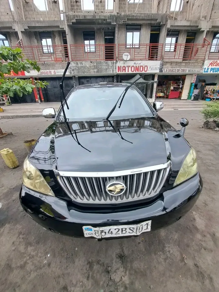 TOYOTA HARRIER