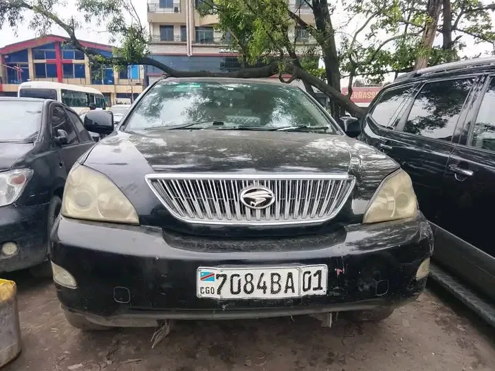 TOYOTA HARRIER