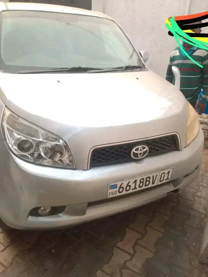 TOYOTA RUSH