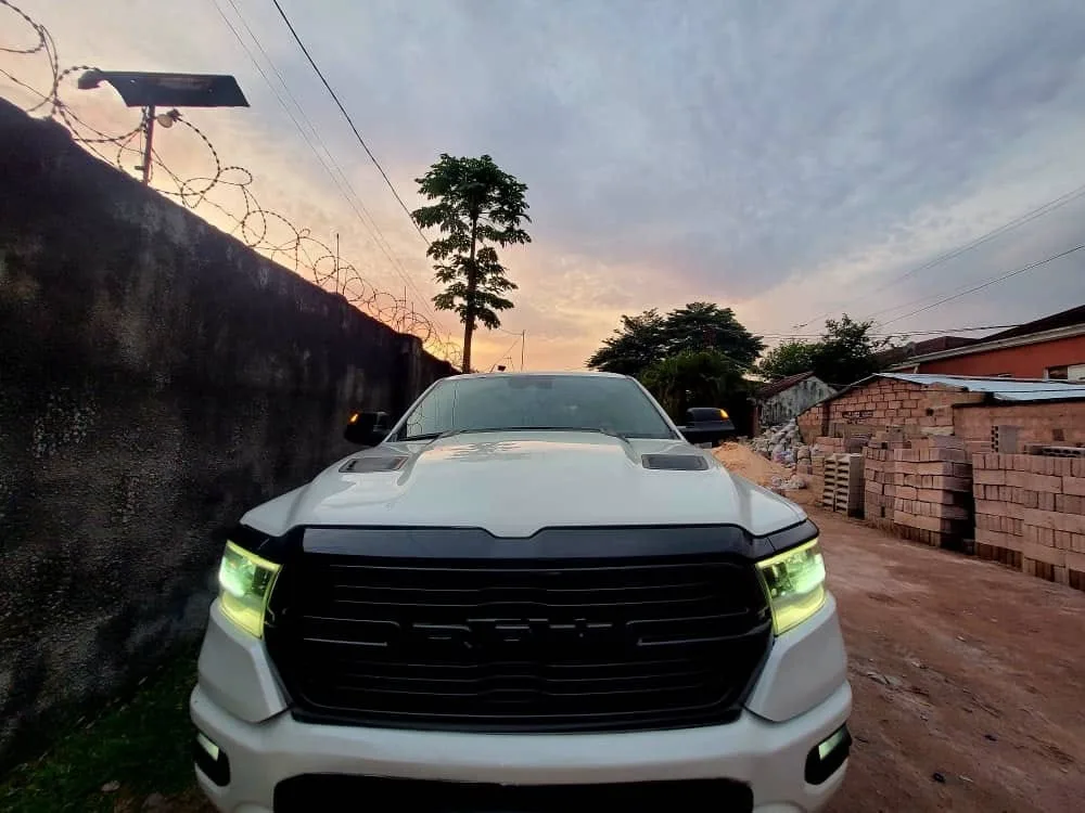 DODGE RAM.