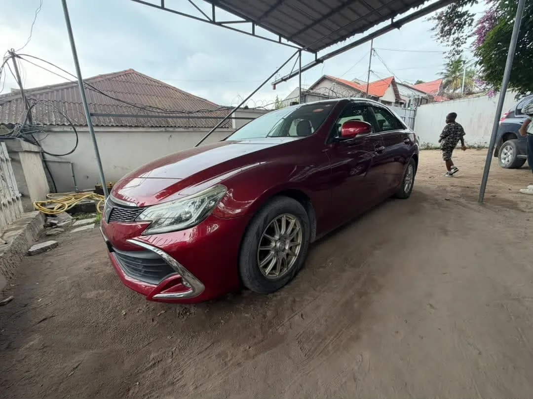 TOYOTA MARK X