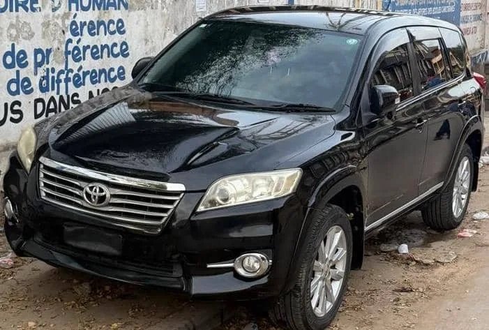 TOYOTA VANGUARD.