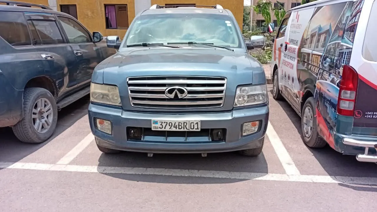 INFINITI QX56