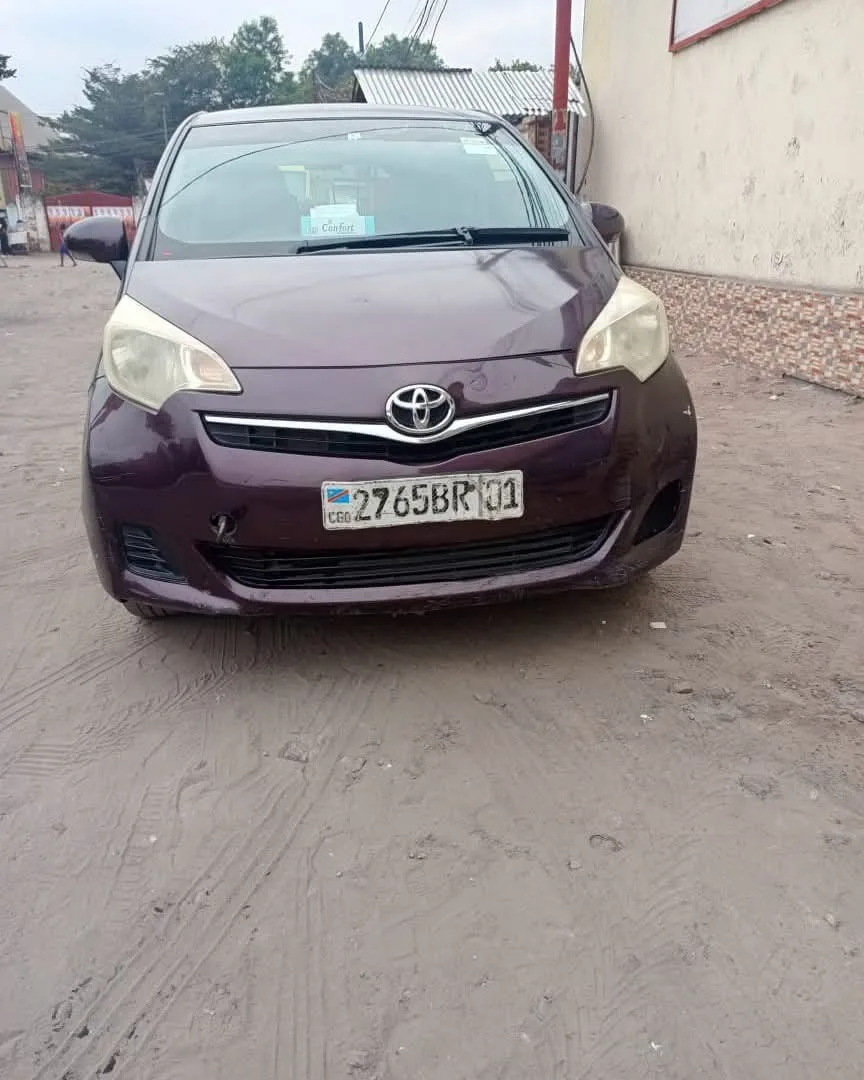 TOYOTA RACTIS.