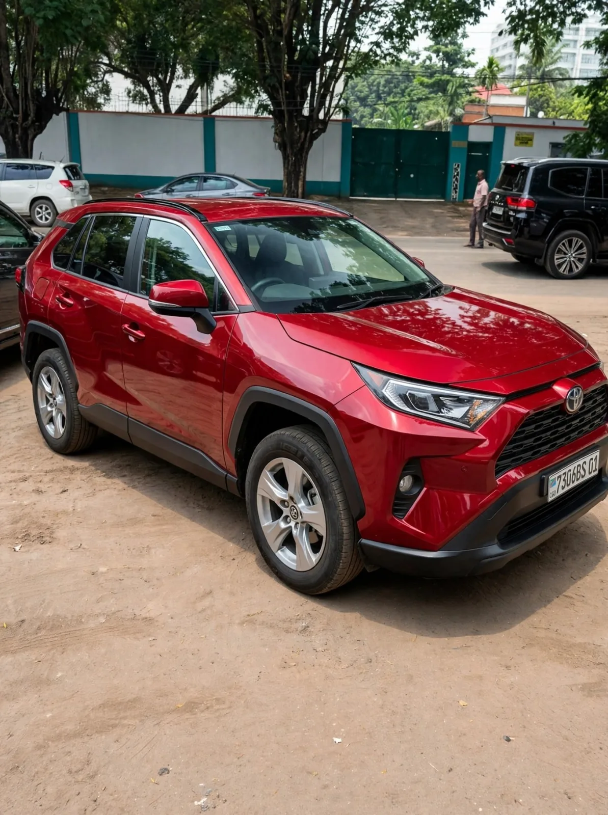 TOYOTA RAV4.