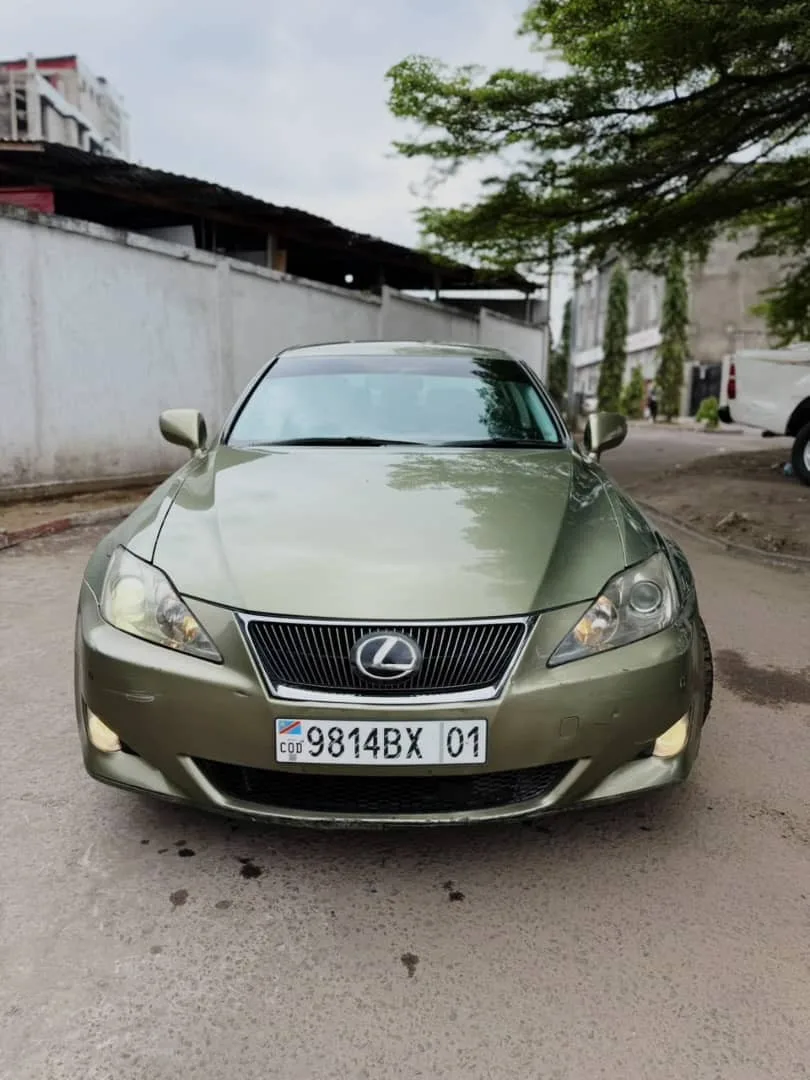 LEXUS IS 250