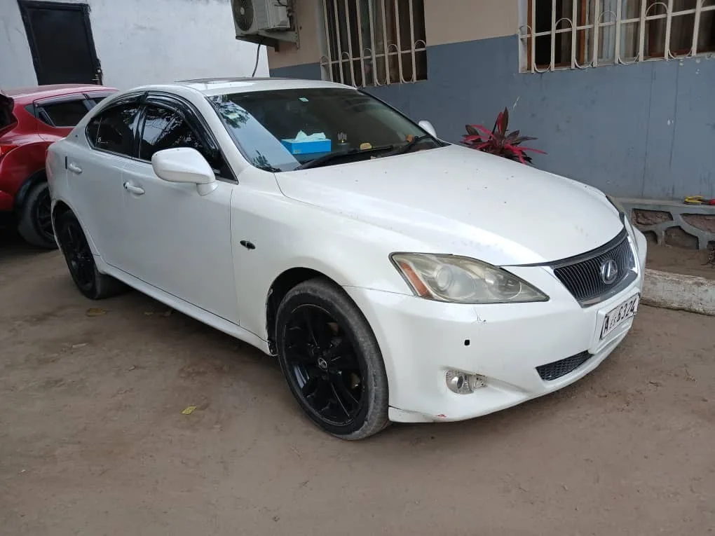 LEXUS IS 250