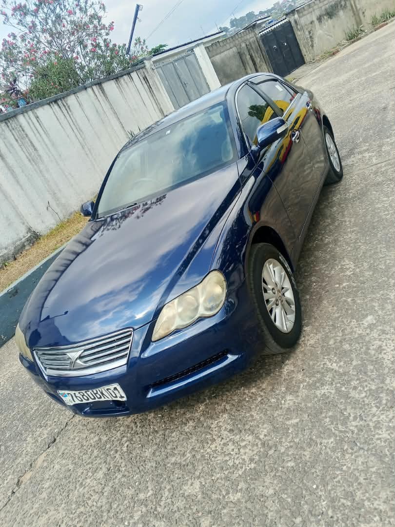 TOYOTA MARK X