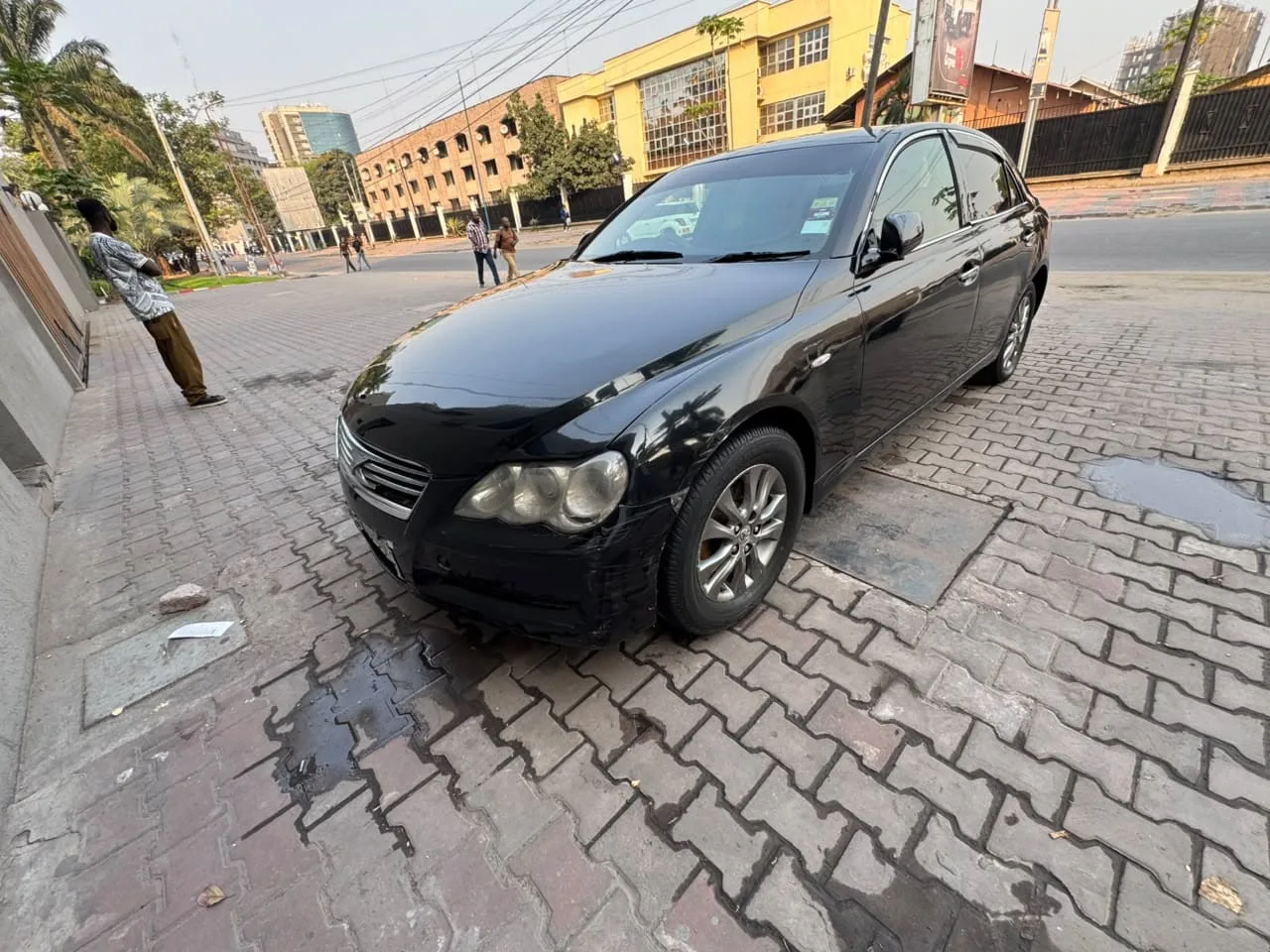 TOYOTA MARK X.