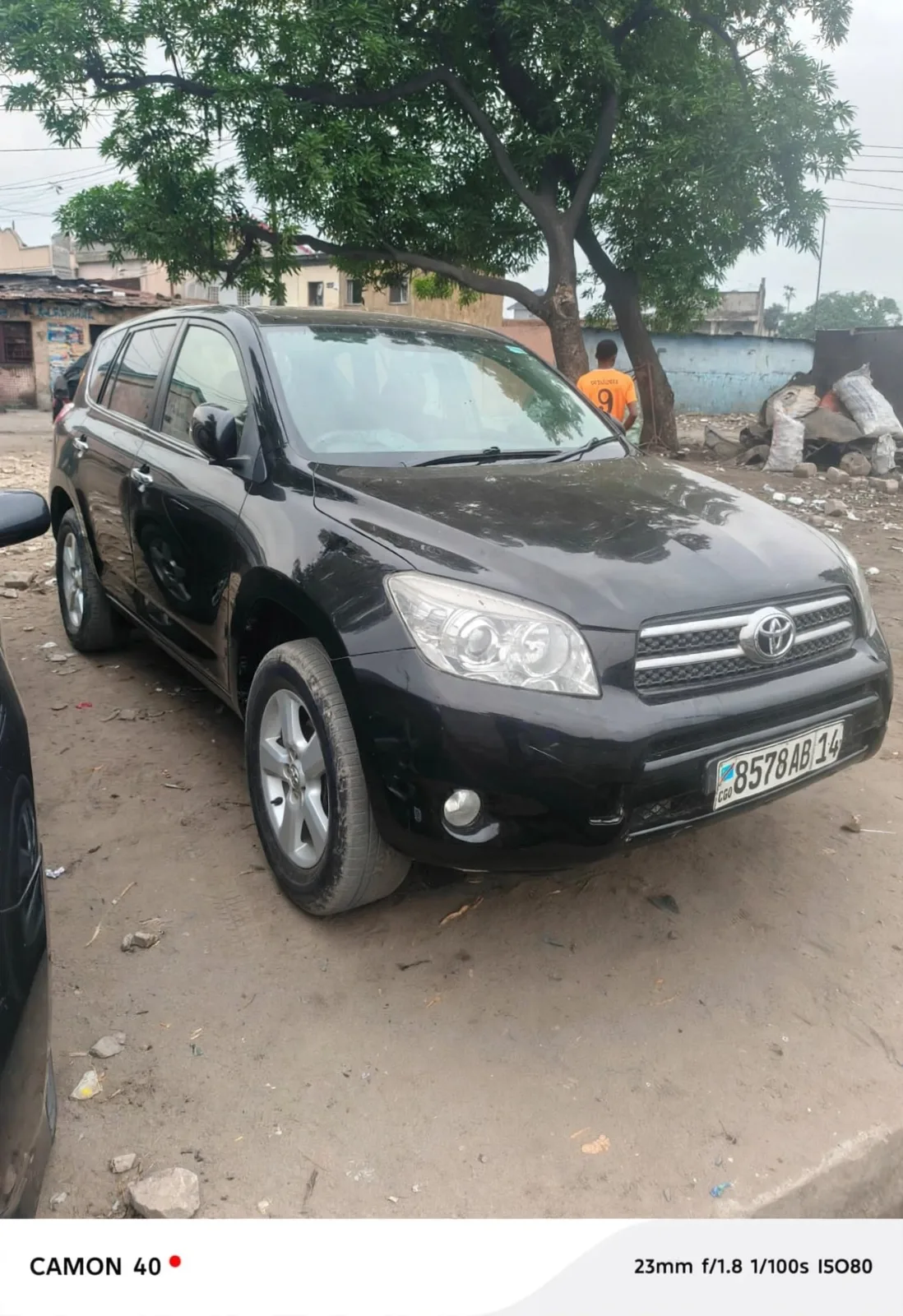 TOYOTA RAV4.