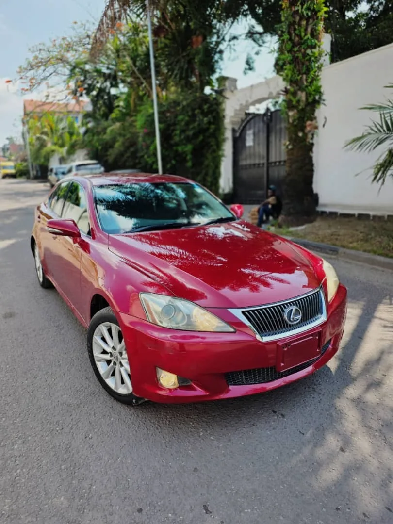 LEXUS IS 250