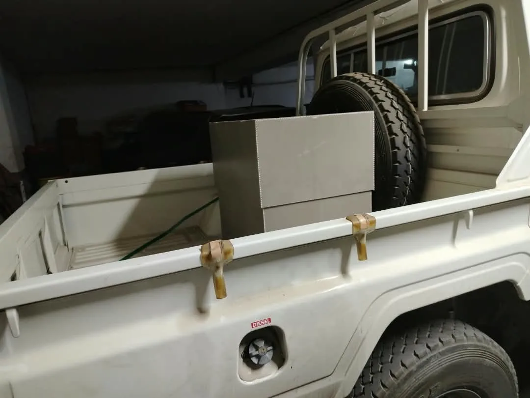 TOYOTA LAND CRUISER.