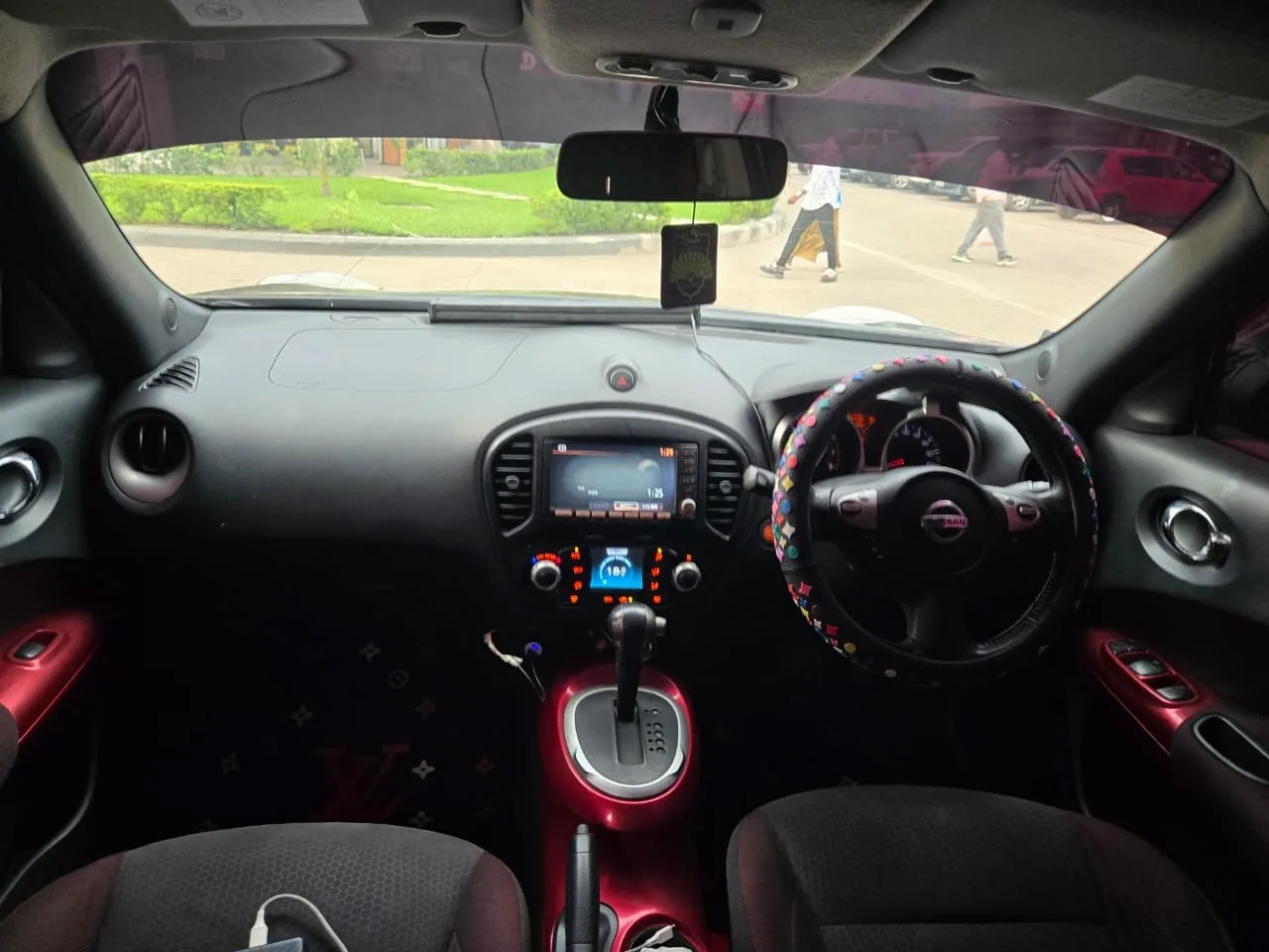 NISSAN JUKE