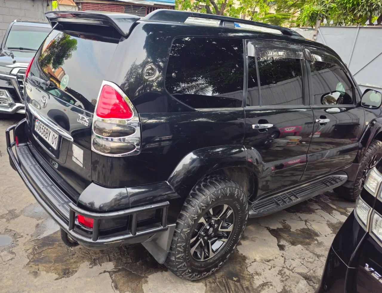 TOYOTA PRADO.
