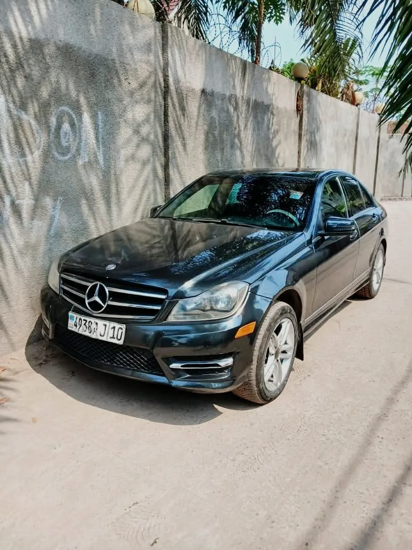 MERCEDES C 300