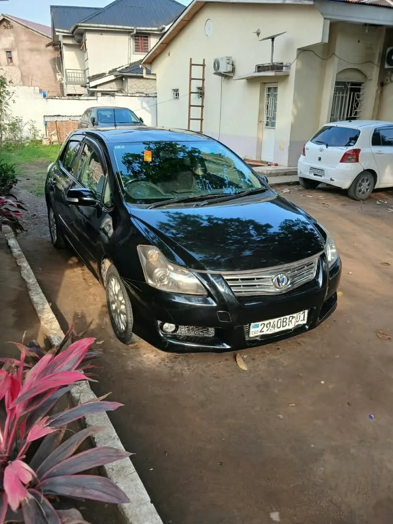 TOYOTA BLADE.