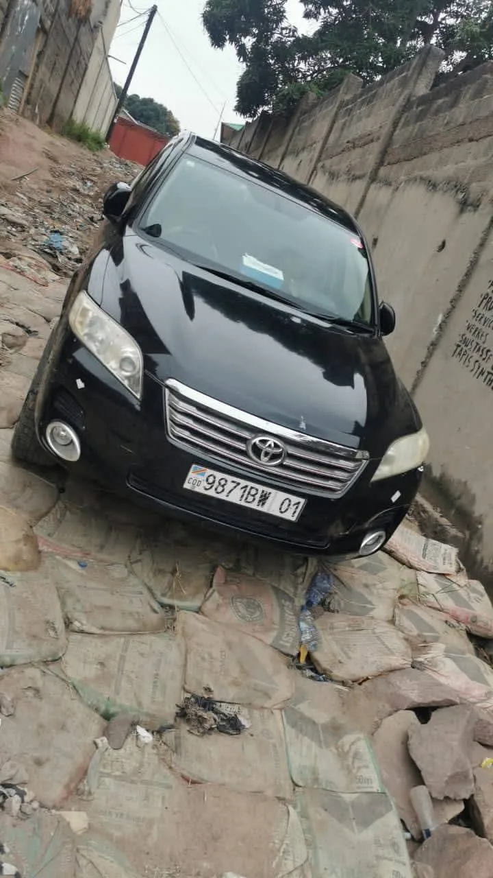 TOYOTA VANGUARD.