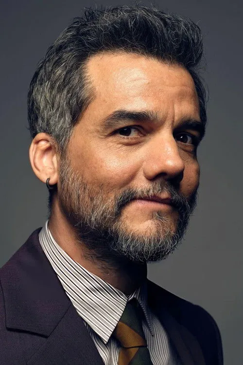 Wagner Moura, actor in negotiations to play the villain in Warner Bros. Ocean's prequel, 2026