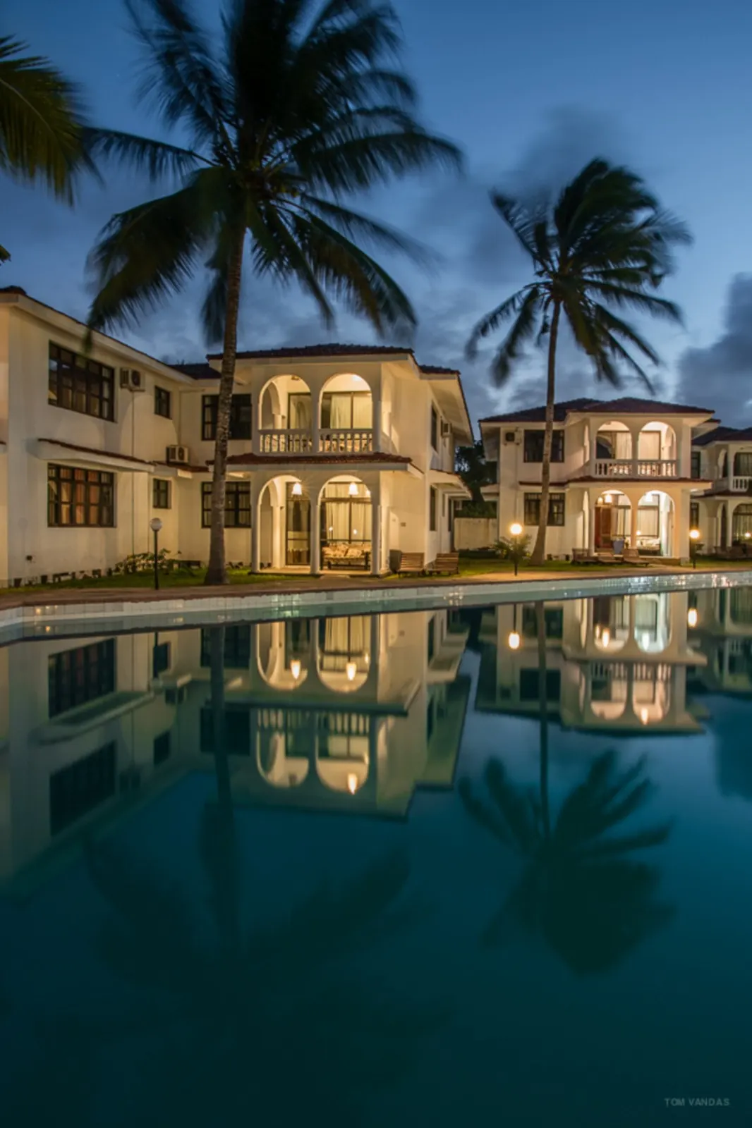 Villa exterior and swimming pool at Bahari Dhow Beach Villas