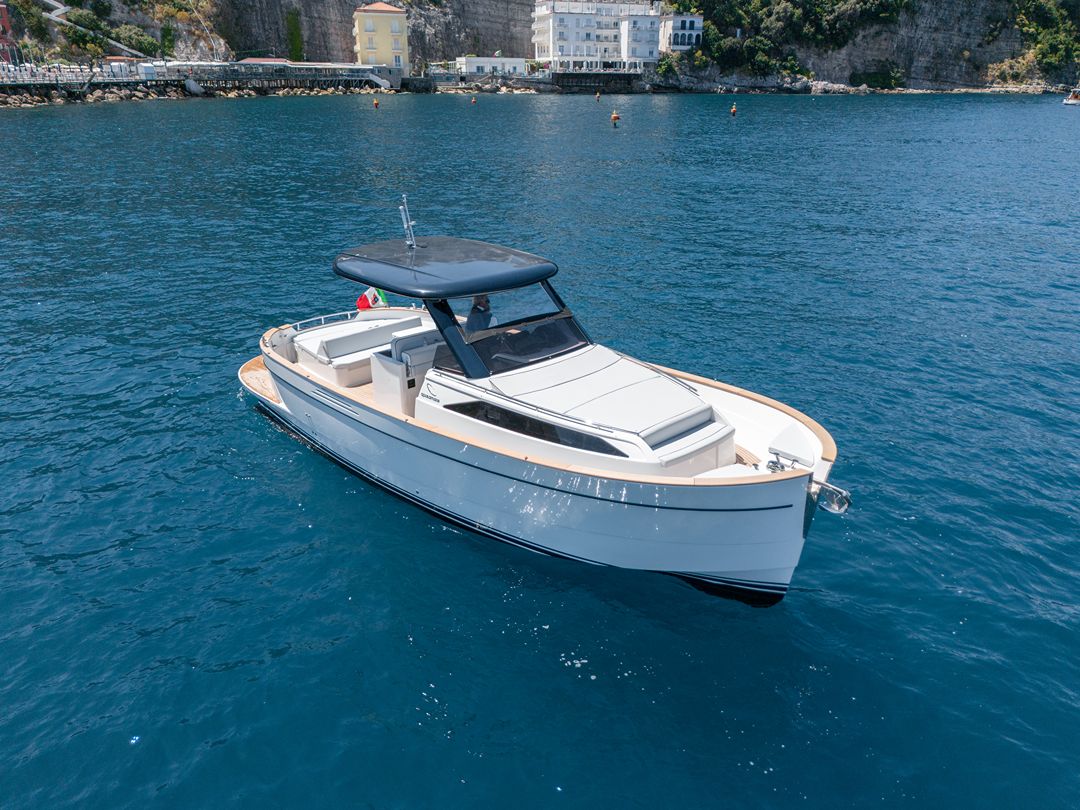 Gozzo Apreamare 35: Premium Private Tour with a Professional Skipper