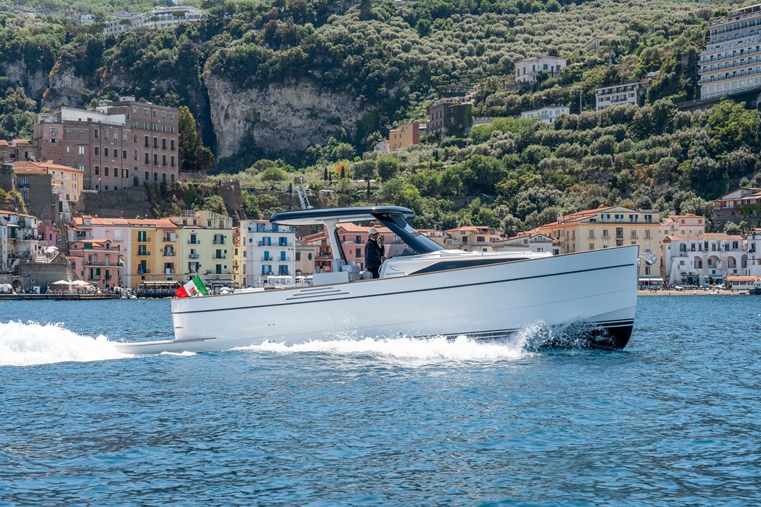 Gozzo Apreamare 35: Premium Private Tour with a Professional Skipper