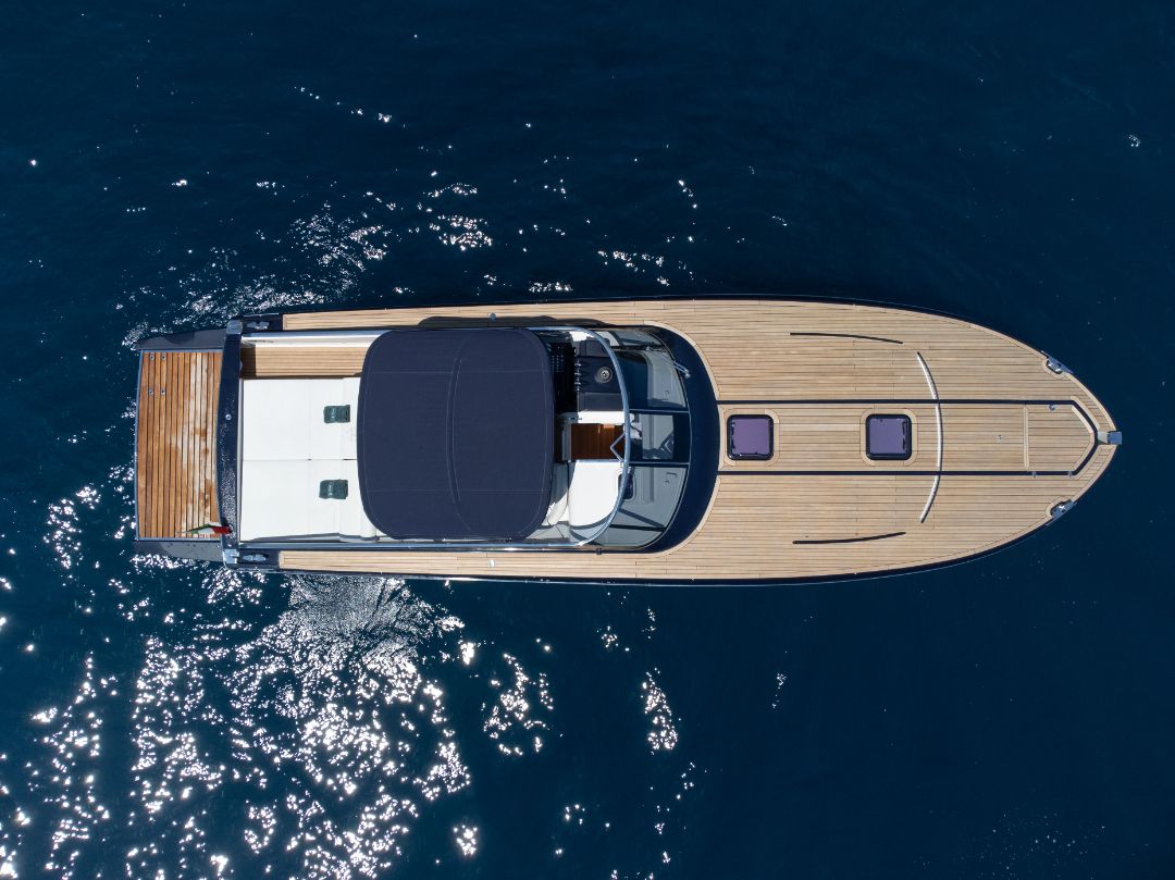 Itama 45S: Premium Private Tour with a Professional Skipper