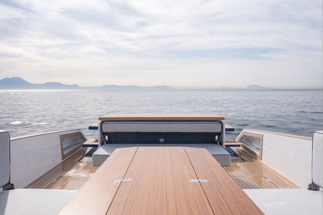 Cocum 43: Premium Private Tour with a Professional Skipper