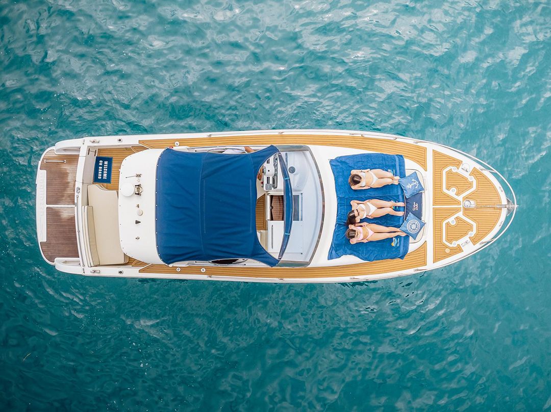 Gagliotta 32: Premium Private Tour with a Professional Skipper