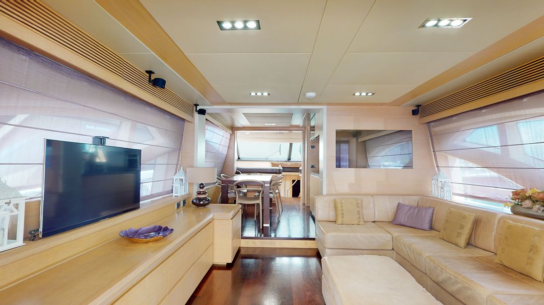 Azimut 78: Premium Private Tour with a Professional Skipper