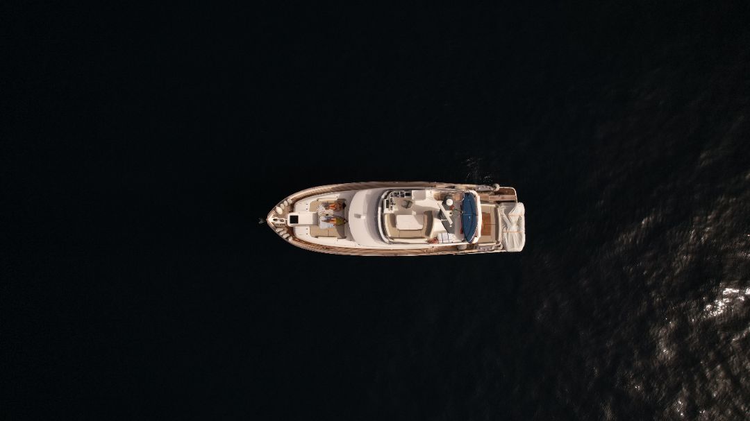 Azimut Magellano 53: Premium Private Tour with a Professional Skipper