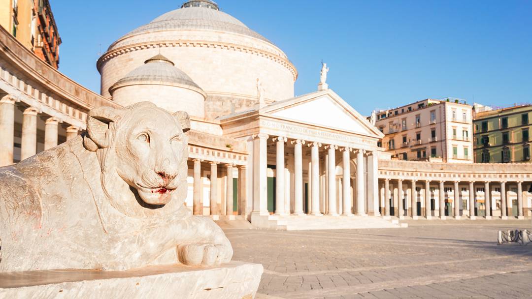 Visit Naples with Authentic Pizza Experience